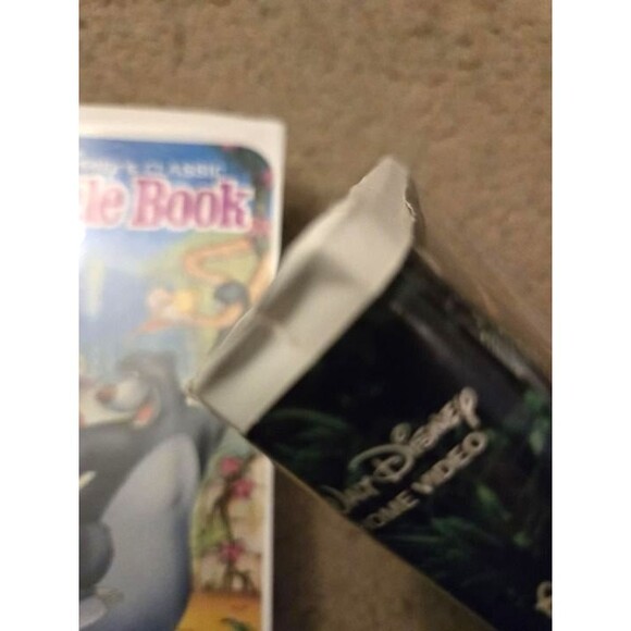 Disney The Jungle Book VHS Bundle – Animated Classic & 1994 Live Action Movie - Picture 4 of 6